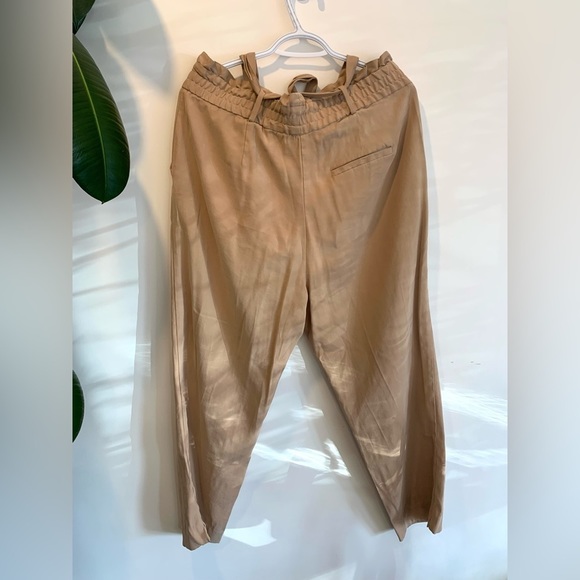 🔥3/15 SALE🔥ZARA High rise Paperbag Pants - Picture 3 of 12